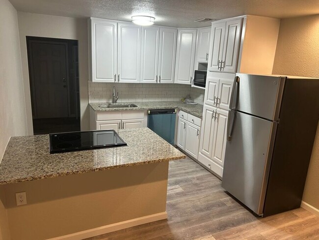 Photo - 7427 Windhaven Rd