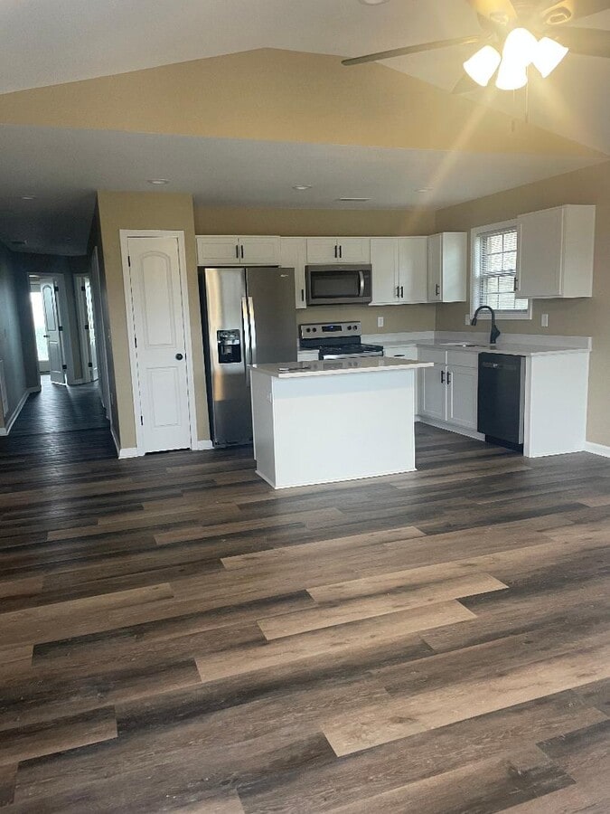 Photo - 7012 Caravan Dr