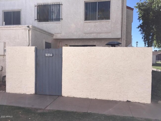 Photo - 5214 N 42nd Ln