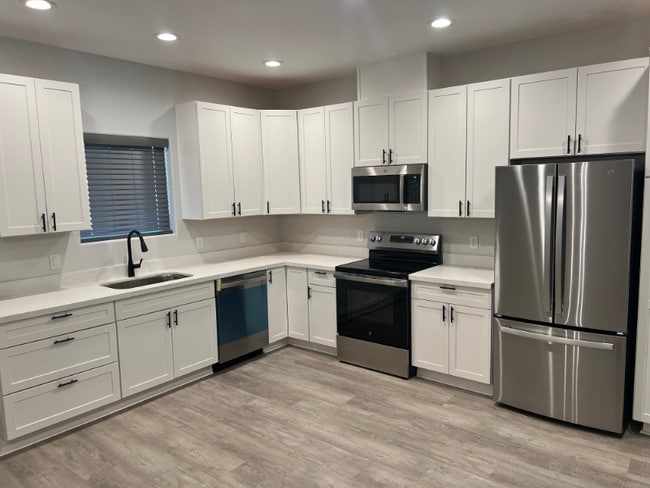 Photo - 124 S Avenue B Unit No.2