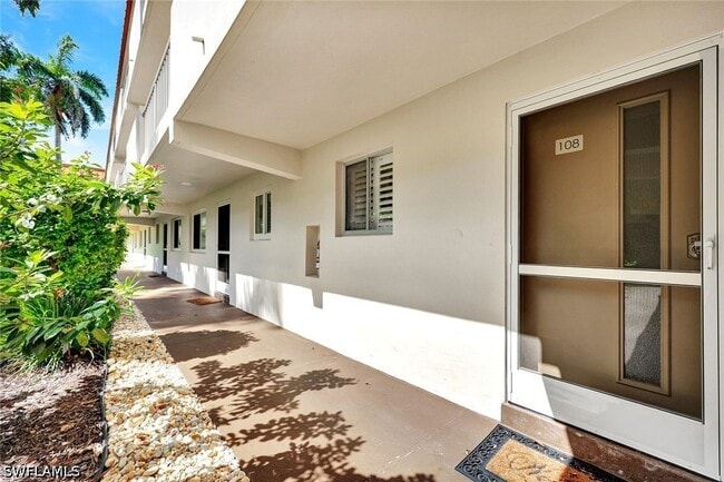 Photo - 1100 Gulf Shore Blvd N Unit 108