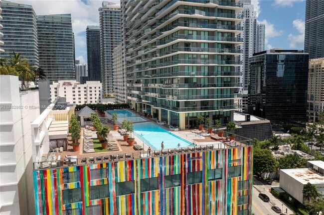 Photo - 1300 S Miami Ave Unidad 1002