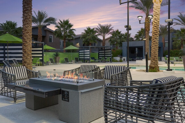 EVOLVE SHOWROOMS | Fashion Wholesale Agency (@evolveshowrooms ... - Industrial Evolve Apartment Penthouse Showroom