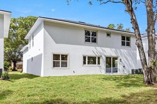 Photo - 2717 Alamo Dr