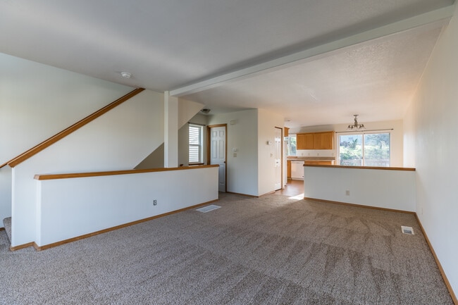 Photo - 260 N 16th St