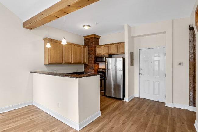 111 Pine St Unit 3E
