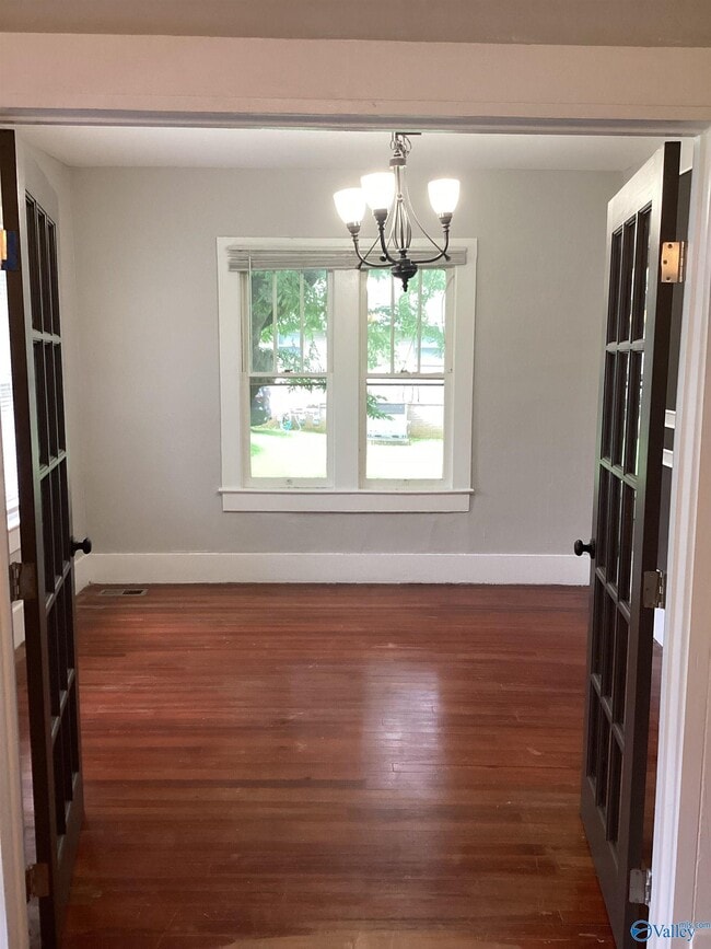 Photo - 2404 Whitesburg Dr