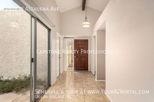 Photo - 2926 W Altadena Ave