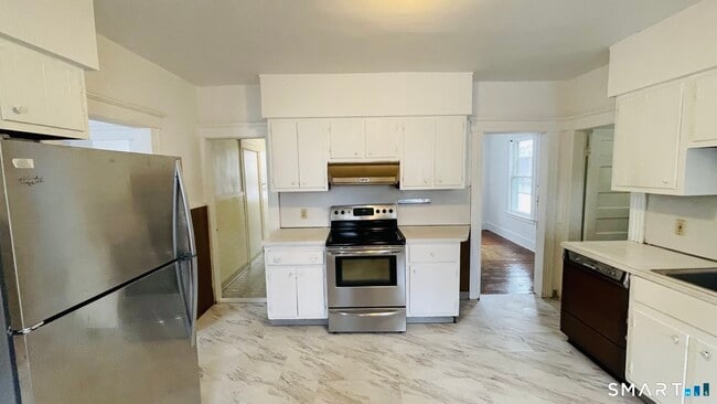 Photo - 58 E Pearl St