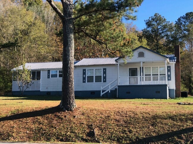 8206 AL Highway 204 - 8206 AL Highway 204 House