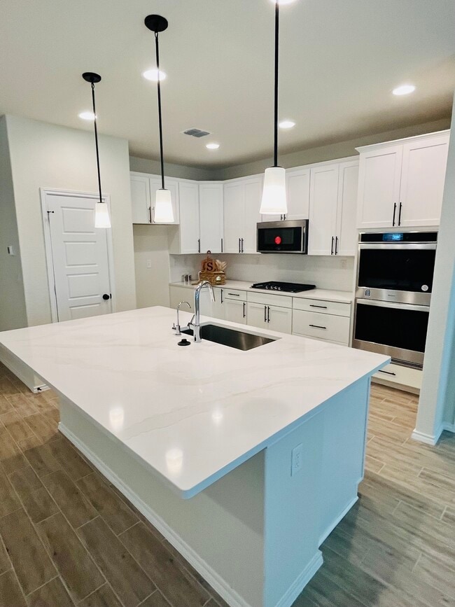 Photo - 9326 Canopy Bnd