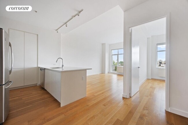 Building Photo - 189 Schermerhorn St Rental