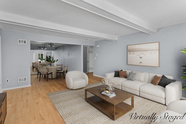 Photo - 3 Foxtail Ln