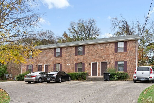 Building Photo - Winters Court-261 Unit 261C Rental