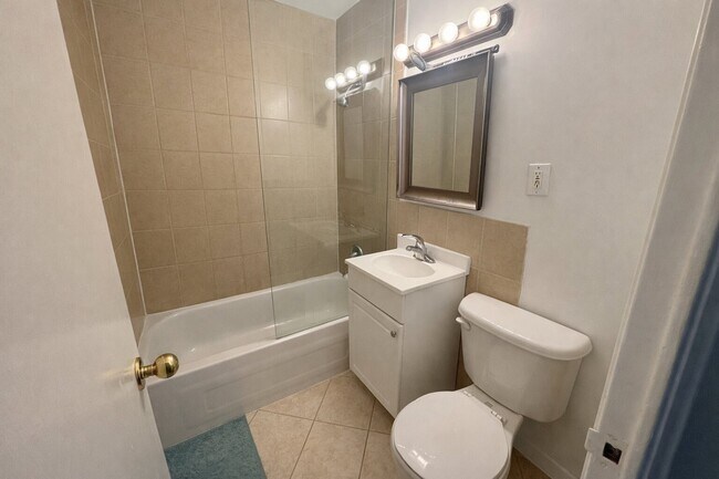 Photo - 710 Spadina Ave. Unité 607