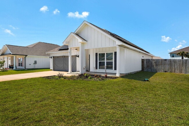 Photo - 6539 Forest Bay Ave