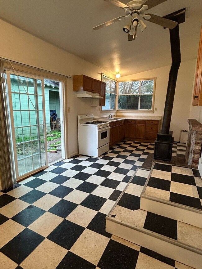 1823 Mulberry St Unidad 1 - Front House