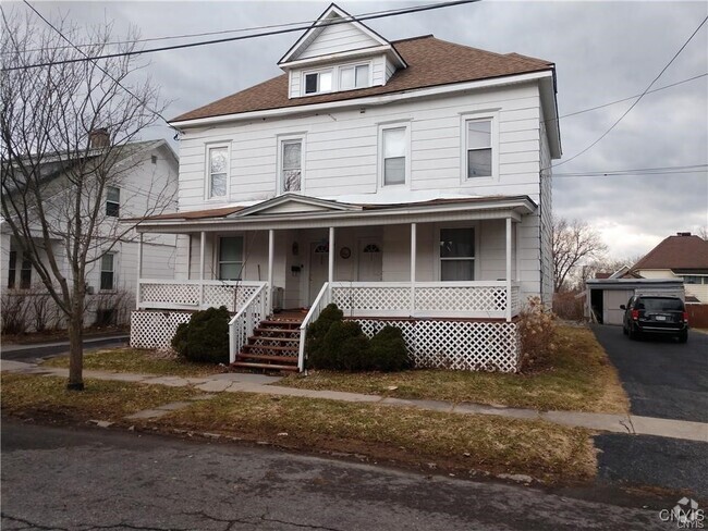 Building Photo - 329 McClelland St Rental