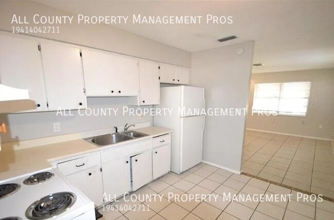 Photo - 616 20th Ave W