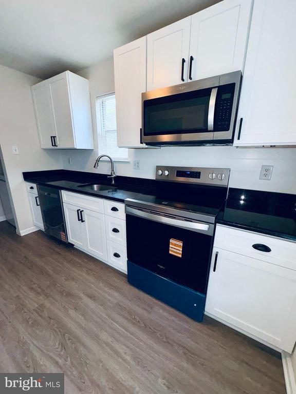 Photo - 221 Highland Blvd