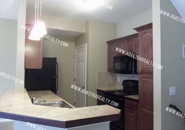 Photo - Beautiful and Spacious Olathe West Townhom...