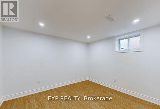 Photo - 45 Blaisdale Rd