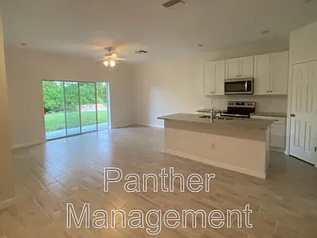 1216 Navigator Rd