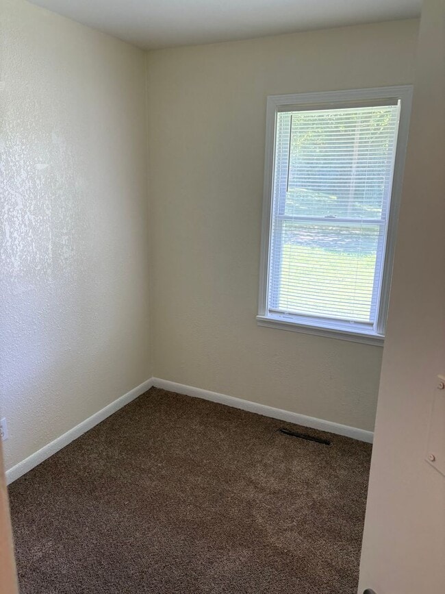 Photo - 2+ bedroom- Available now $1,300