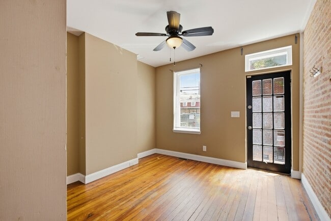 Photo - 1214 Marshall St