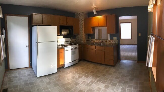 Photo - River St Unit 407