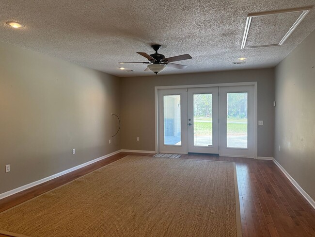 Photo - 133 River Ridge Rd