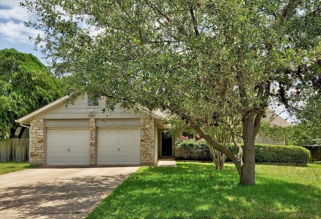 Building Photo - 6307 Smith Oak Trail