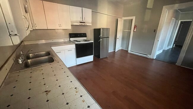 Building Photo - 101 North George St Unit Apt 1