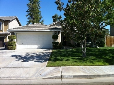 Building Photo - 4 bed 2 bath hm located in The Seasons SW ... Rental