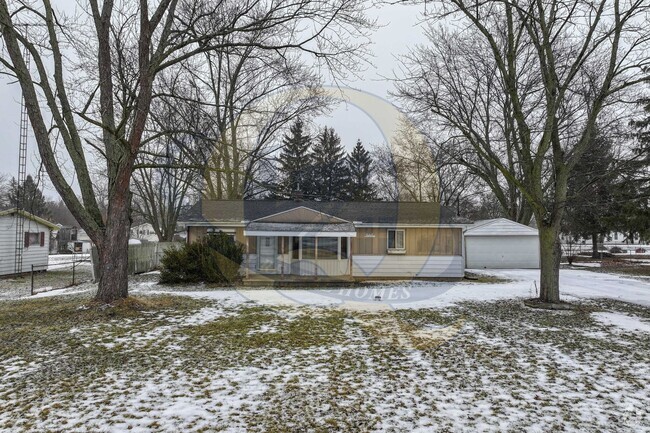 Building Photo - AVAILABLE NOW! GRAND BLANC SCHOOLS Rental