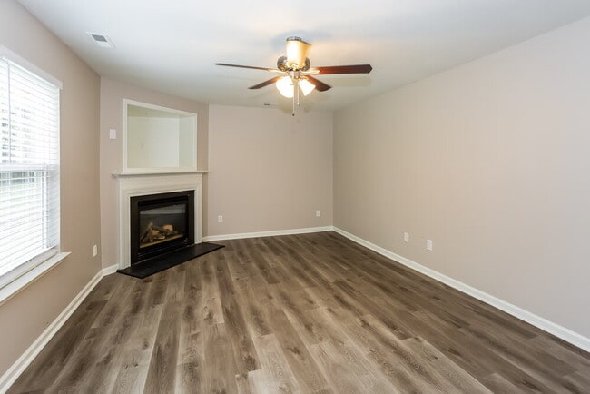 Photo - 9152 Eventine Ct