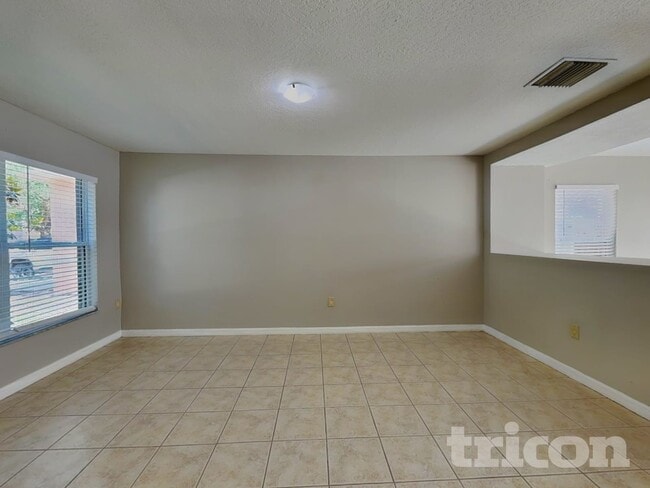Photo - 10432 Boyette Creek Blvd