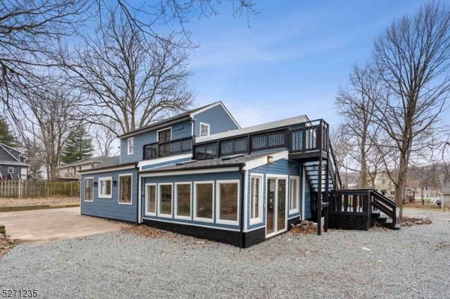 Photo - 567 Eagle Rock Ave