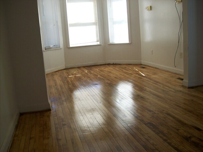 Photo - 1420 S Central Park Ave Unit 1F