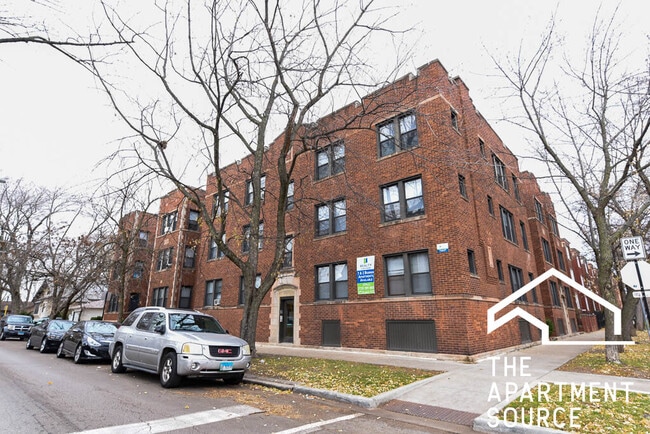 Building Photo - 3600 W Sunnyside Ave Unit 3