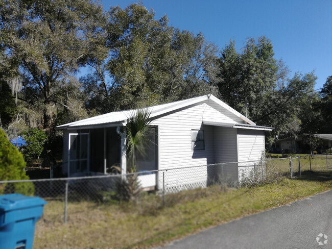 Building Photo - 5101 Ives Ave Unit A Rental