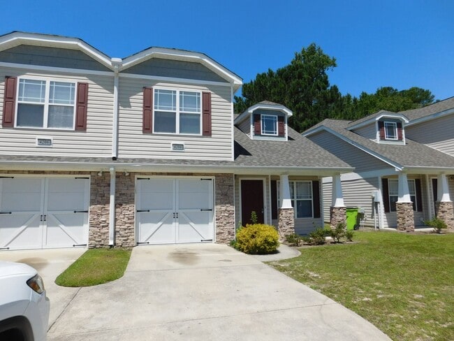 Building Photo - 4204 Arbor Green Way