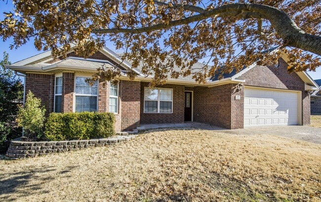 ***195 Hailey Drive*** - ***195 Hailey Drive*** House