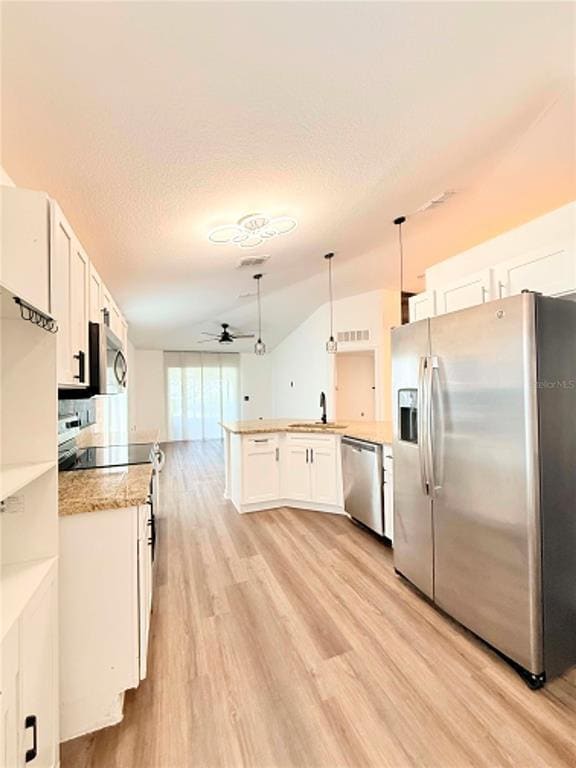 Photo - 704 Flagstone St