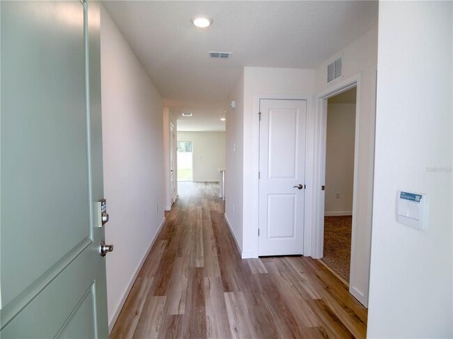 Photo - 2122 NE 28th Pl