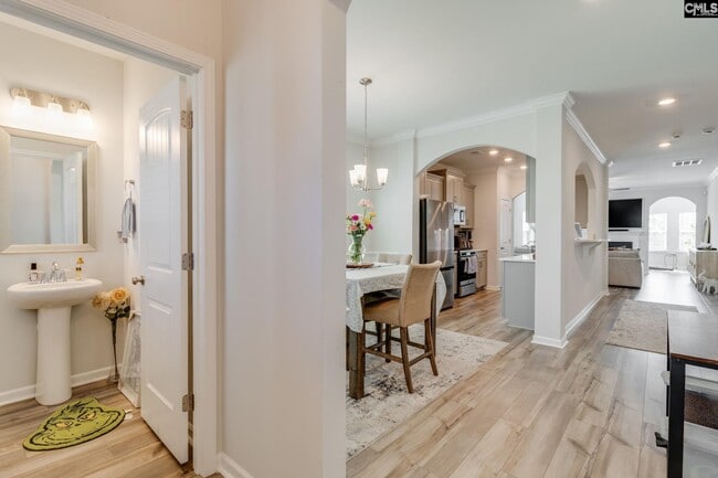 Photo - 1045 Ashcroft Cir