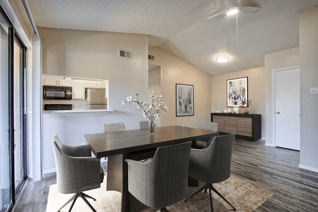 Photo - Summer Grove