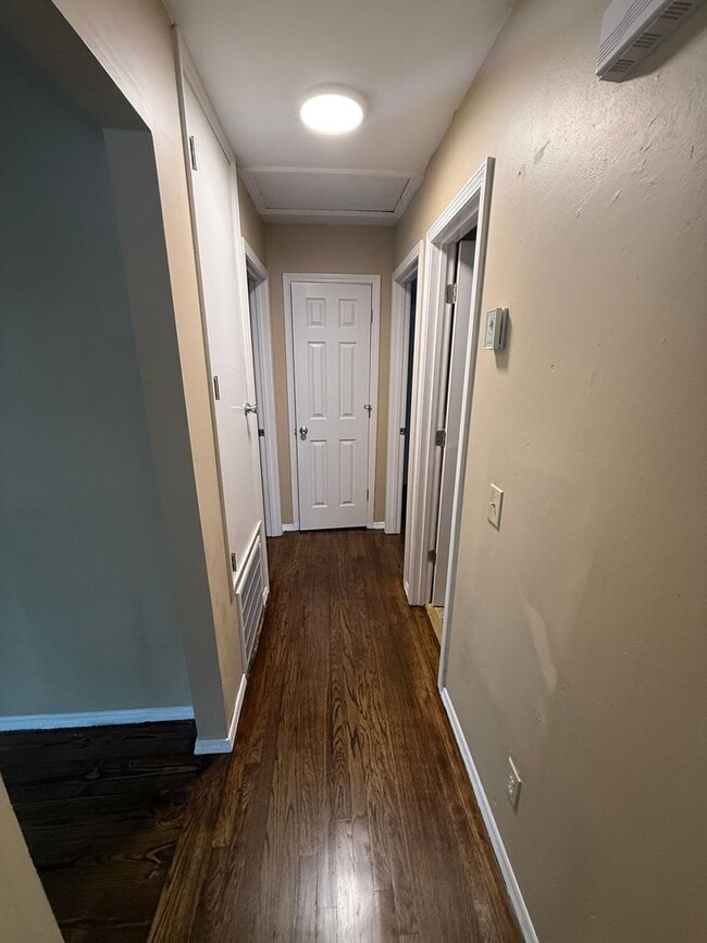 Photo - 2505 Rosebrier Ave