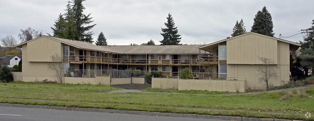 Building Photo - Garden Square Apartments