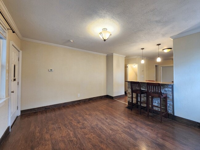 Photo - 8 Riverside Ct